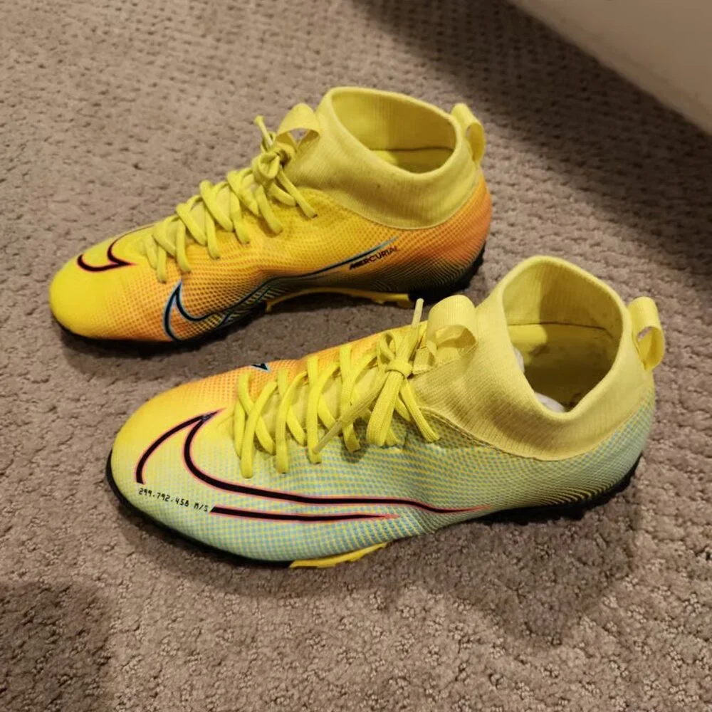 Nike Superfly 7 Club MDS FG/MG Jr Soccer cleat 5.5 Lemon Black/Black-Aurora Gree